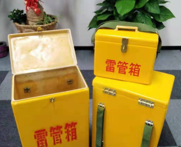 海南玻璃钢雷管箱有哪些特点